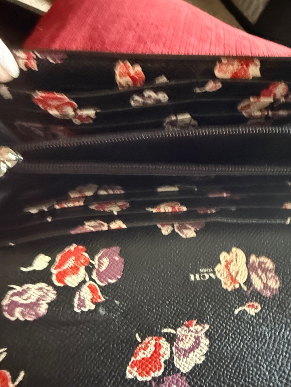 Coach large wallet/clutch , lavender , great condition! - Picture 6 of 7
